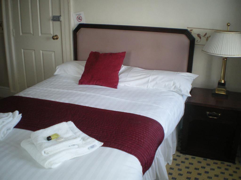 Crown Hotel Pwllheli Dış mekan fotoğraf