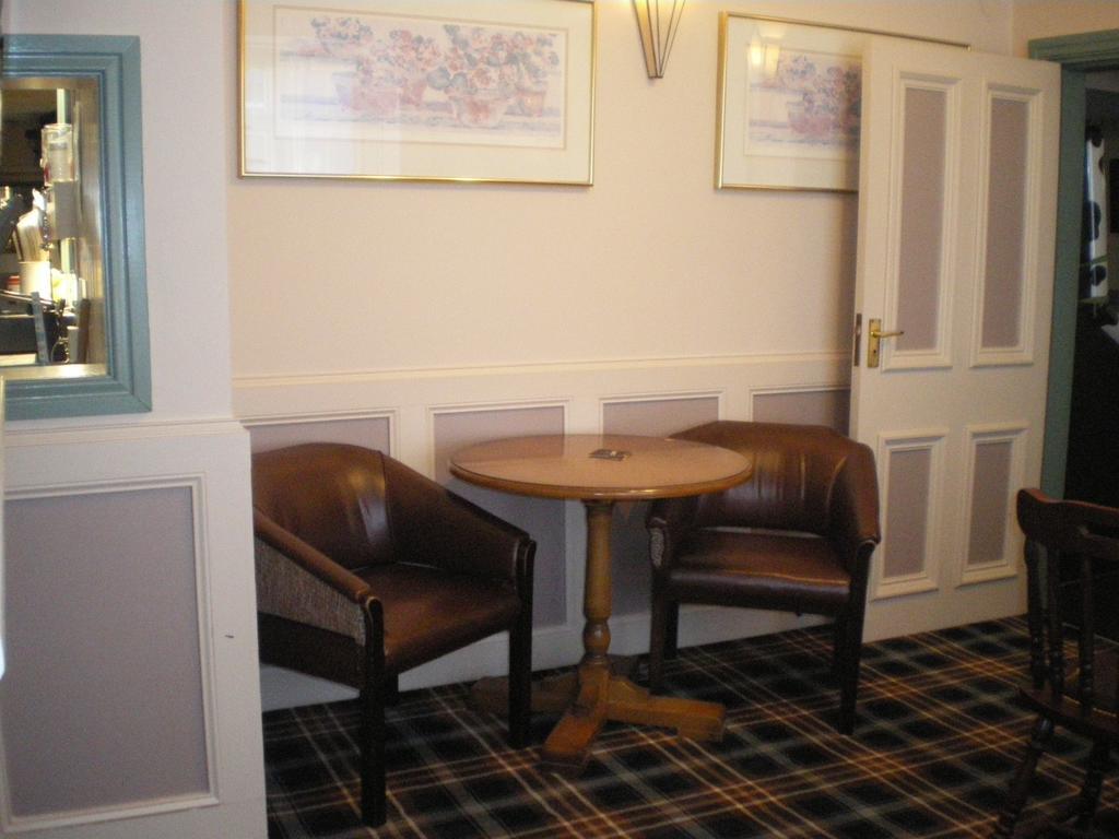 Crown Hotel Pwllheli Dış mekan fotoğraf