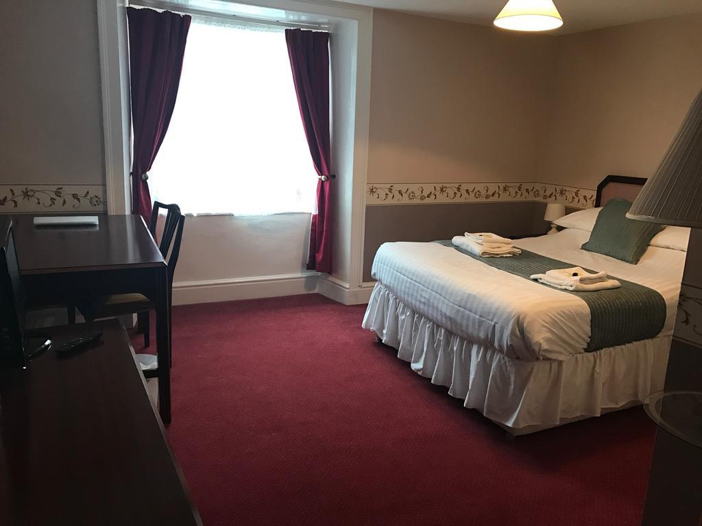 Crown Hotel Pwllheli Dış mekan fotoğraf