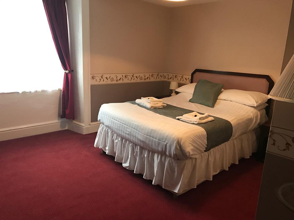 Crown Hotel Pwllheli Dış mekan fotoğraf
